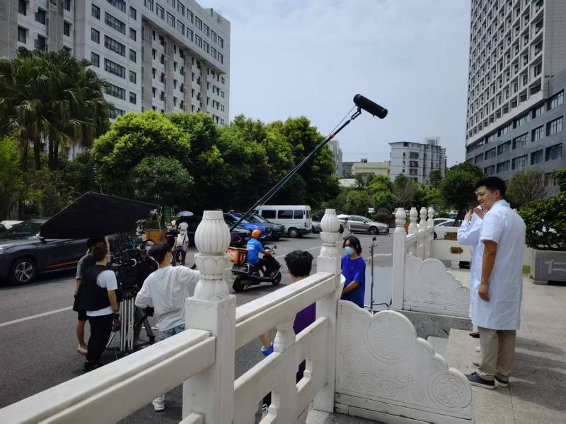 合江县广告片拍摄公司低成本实现高规格制作的诀窍